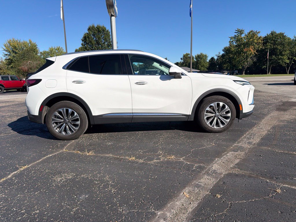 Used 2024 Buick Envision Preferred AWD/4WD image 7