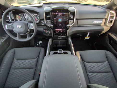 New 2026 RAM 1500 4x4 Crew Cab image 14