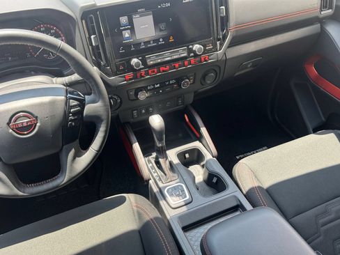 Used 2026 Nissan Frontier PRO-4X AWD/4WD image 42