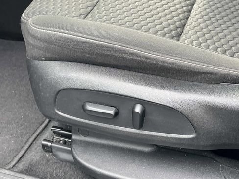 Used 2019 GMC Acadia SLE image 31