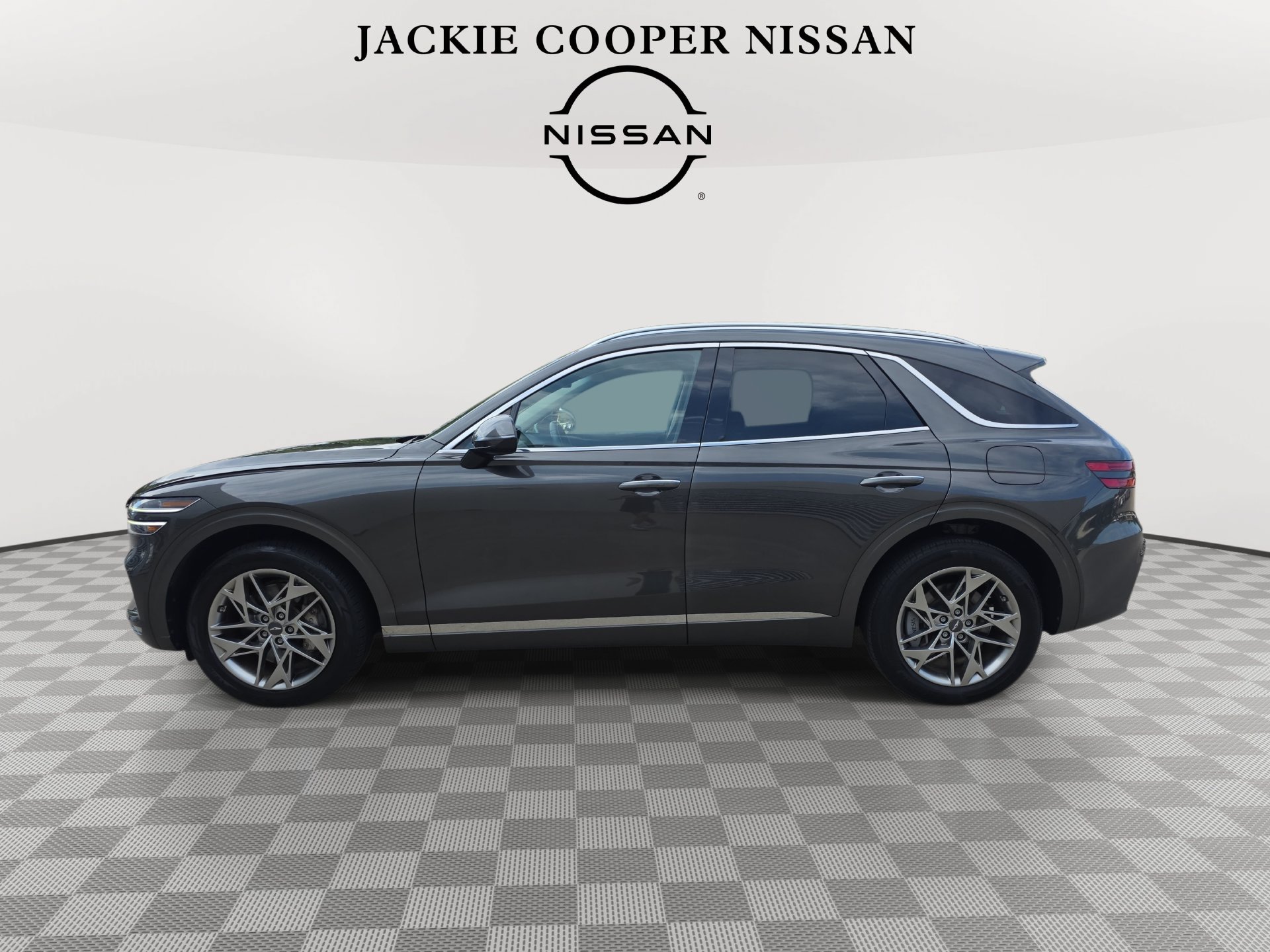 Used 2025 Genesis GV70 2.5T AWD/4WD image 8