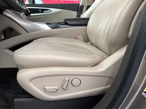 Used 2019 Lincoln Nautilus Premier AWD/4WD image 17