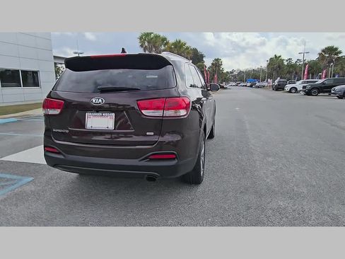 Used 2016 Kia Sorento LX w/ LX Convenience Package image 33
