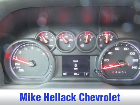 Used 2025 Chevrolet Silverado 1500 Custom image 8