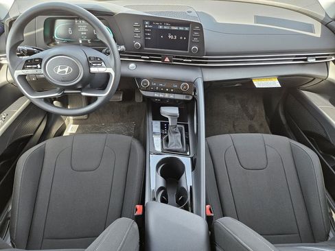 New 2026 Hyundai Elantra Blue image 25