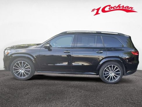 Used 2025 Mercedes-Benz GLS 450 4MATIC image 11