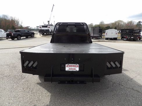 Used 2024 Ford F550 4x4 Crew Cab Super Duty w/ XLT Value Package image 6