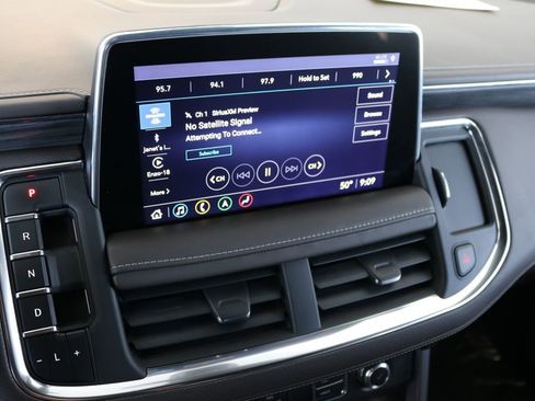 Used 2021 GMC Yukon XL SLT w/ SLT Premium Package image 58