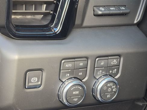 New 2026 GMC Sierra 3500 AT4 w/ AT4 Premium Plus Package image 36