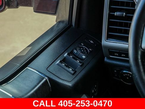 Used 2020 Ford F250 Lariat w/ Lariat Ultimate Package AWD/4WD image 27