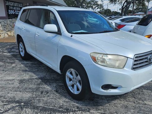 Used 2010 Toyota Highlander 4WD image 4