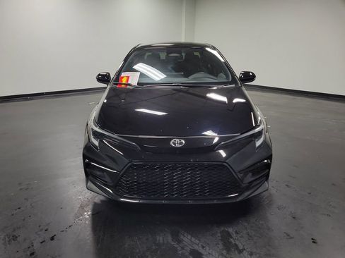 Used 2023 Toyota Corolla SE image 3