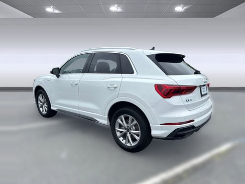 New 2025 Audi Q3 2.0T Premium image 3