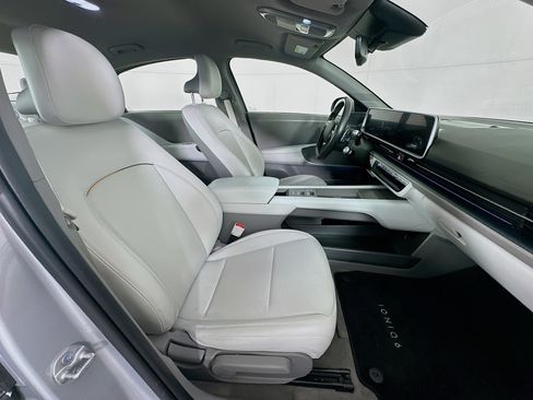 Used 2024 Hyundai Ioniq 6 SEL image 32