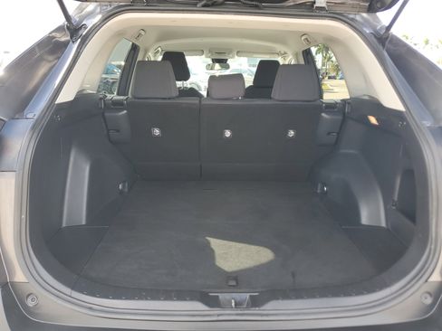 Used 2020 Toyota RAV4 LE image 14