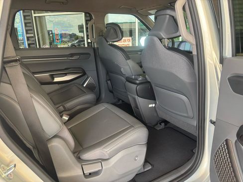 Used 2024 Kia EV9 Light Long Range image 22