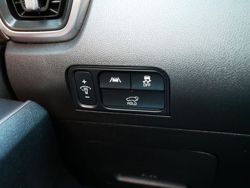 Certified 2022 Kia Sorento X-Line EX image 26