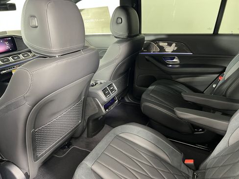 New 2026 Mercedes-Benz GLS 63 AMG 4MATIC image 22