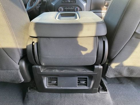 Used 2023 Chevrolet Silverado 1500 Custom image 27