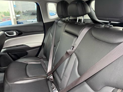 Used 2022 Jeep Compass Limited AWD/4WD image 7