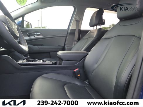 Used 2025 Kia Sportage SX FWD image 25