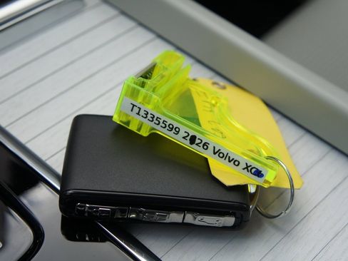 New 2026 Volvo XC60 B5 Ultra w/ Protection Package Premier image 23