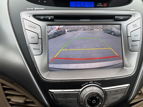 Used 2013 Hyundai Elantra Limited w/ Technology Pkg image 15