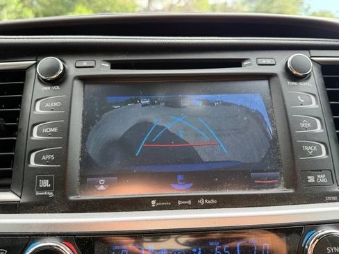 Used 2018 Toyota Highlander Limited Platinum AWD/4WD image 21