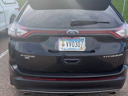 Used 2015 Ford Edge Titanium w/ Equipment Group 302A AWD/4WD image 2