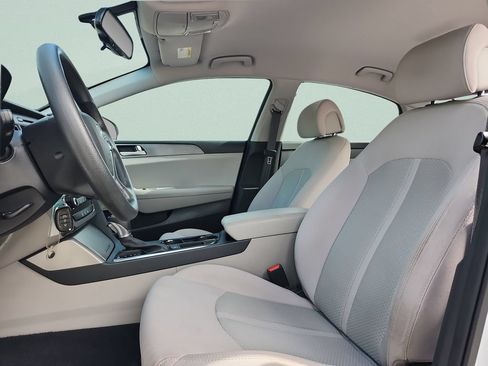Used 2016 Hyundai Sonata SE FWD image 19