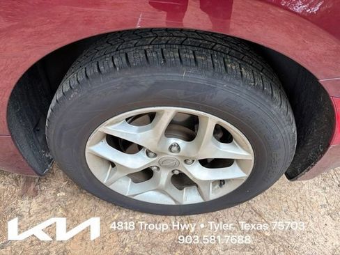 Used 2020 Chrysler Pacifica Touring-L Plus w/ Tire & Wheel Group FWD image 7