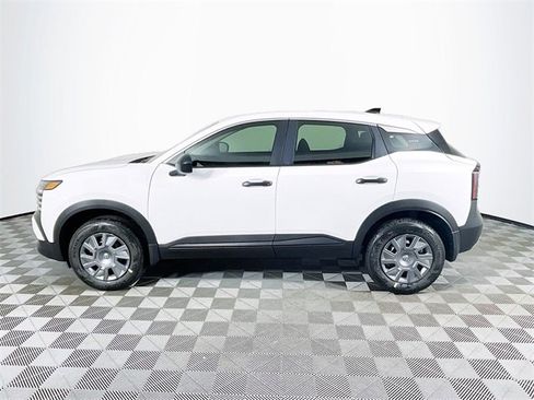 New 2026 Nissan Kicks S image 4