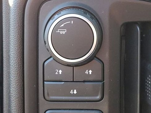 Used 2025 Chevrolet Silverado 2500 Custom AWD/4WD image 24