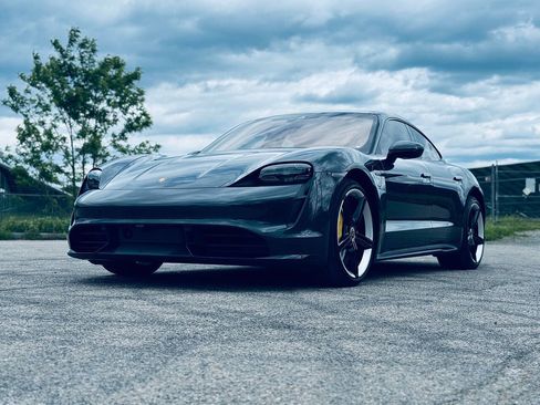 Used 2020 Porsche Taycan Turbo S AWD/4WD image 1