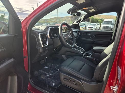 Used 2025 GMC Canyon Elevation w/ Convenience Package AWD/4WD image 16