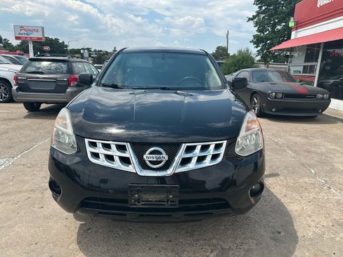 Used 2012 Nissan Rogue S w/ Special Edition Pkg FWD image 2