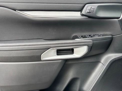 New 2025 Ford Ranger Lariat w/ FX4 Off-Road Package image 13