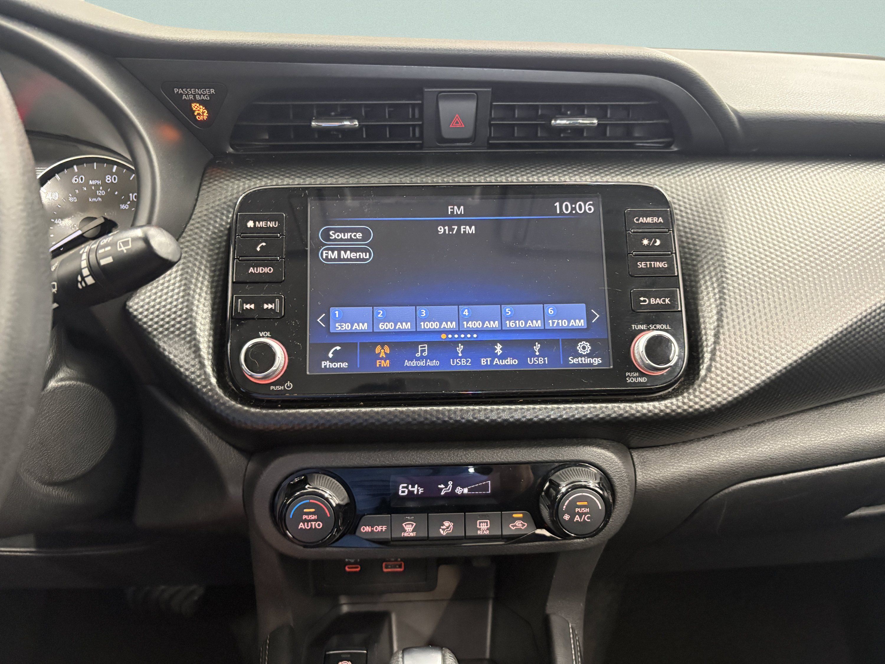 Used 2021 Nissan Kicks SV FWD image 13