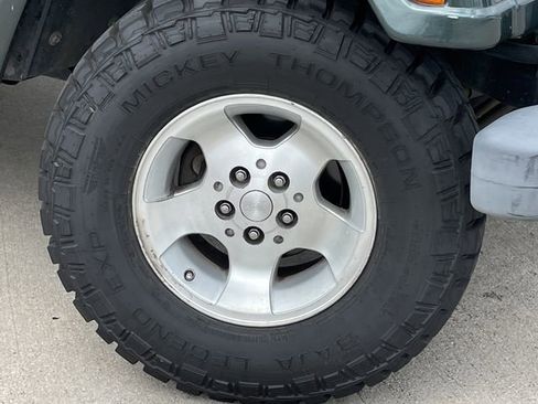 Used 2002 Jeep Wrangler Sahara image 8