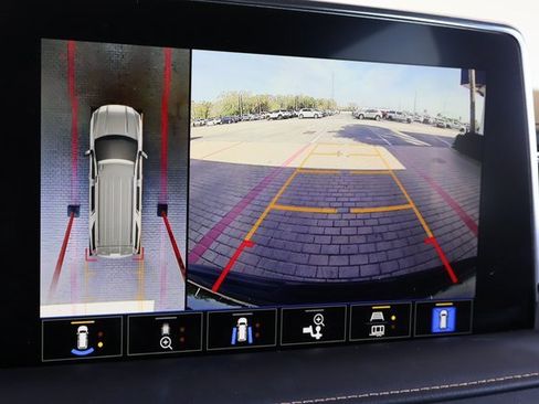 Certified 2022 GMC Yukon AT4 w/ Technology Package image 30