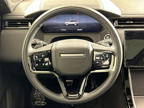 Used 2026 Land Rover Range Rover Velar Dynamic SE image 11