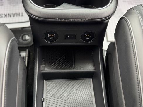 Used 2024 Hyundai Ioniq 5 Limited image 19