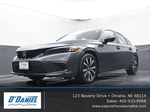 Used 2024 Honda Civic EX-L image 9