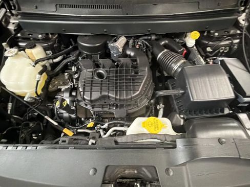 Used 2019 Dodge Journey Crossroad FWD image 22