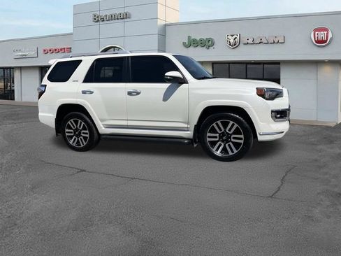 Used 2023 Toyota 4Runner Limited AWD/4WD image 2