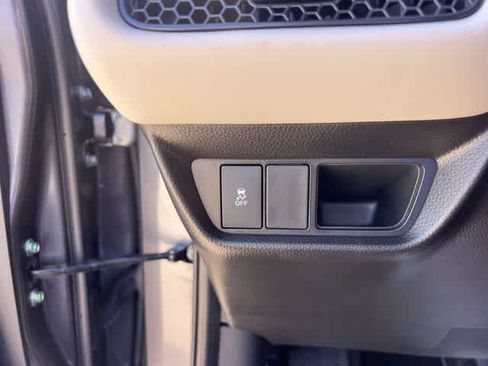 Used 2026 Honda HR-V LX image 29