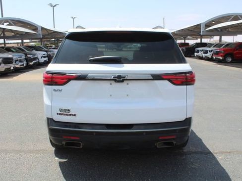 Used 2022 Chevrolet Traverse Premier w/ Redline Edition FWD image 4