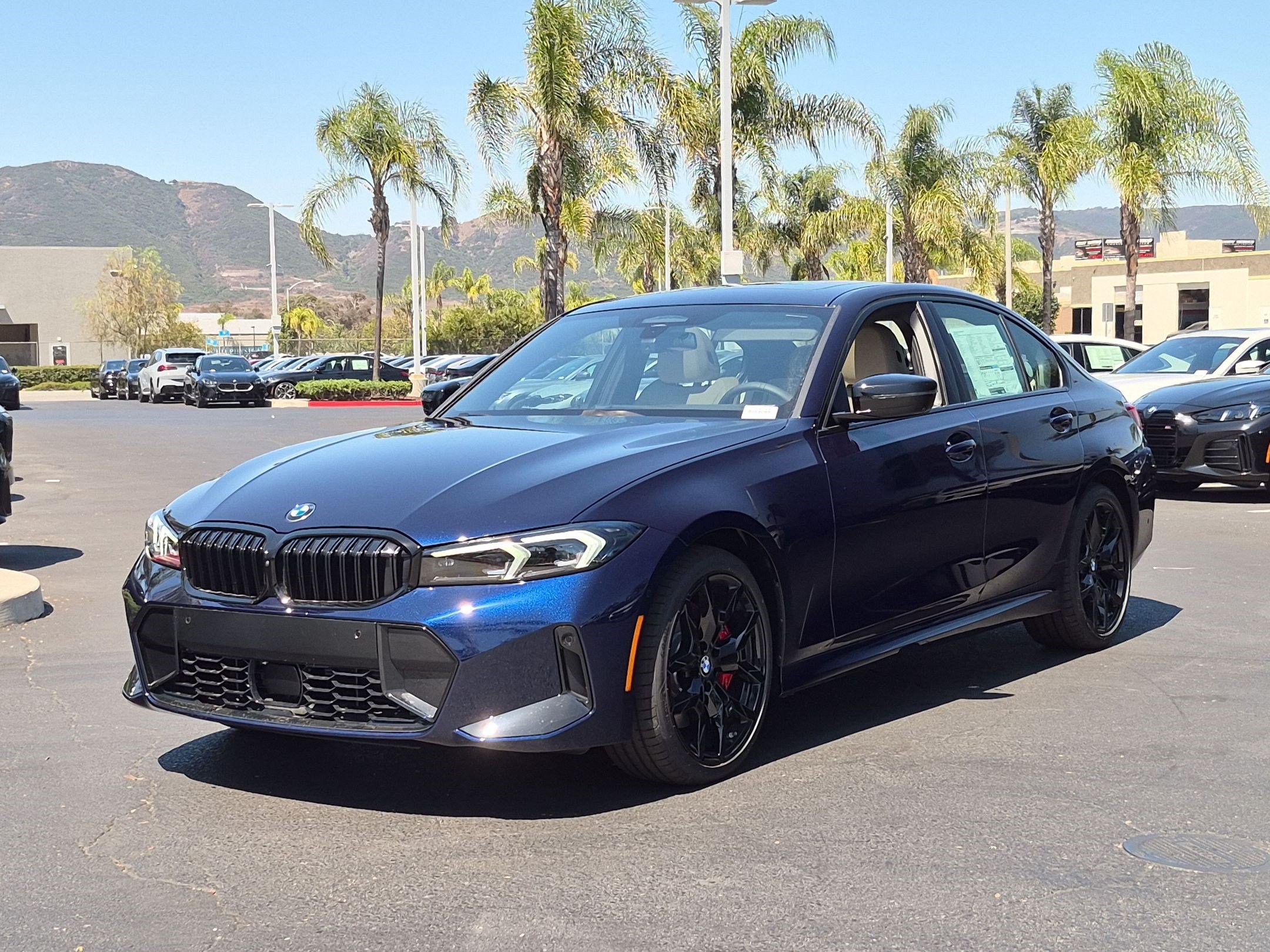 New 2026 BMW 330i Sedan w/ M Sport Package RWD image 5