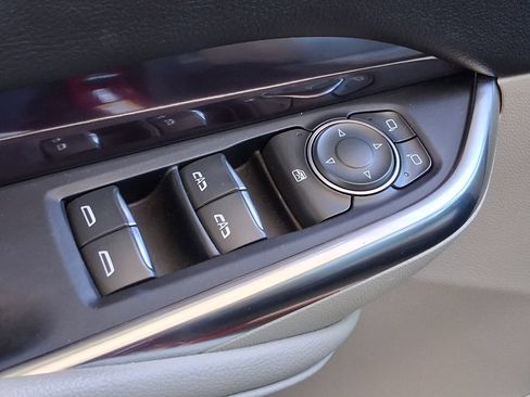 Used 2023 Cadillac XT4 Luxury w/ Driver Awareness Package FWD image 17
