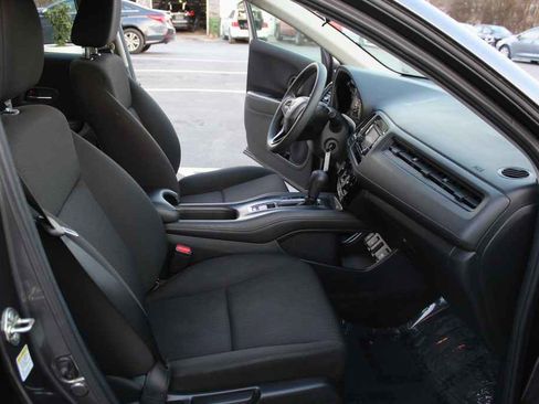 Used 2016 Honda HR-V LX image 31